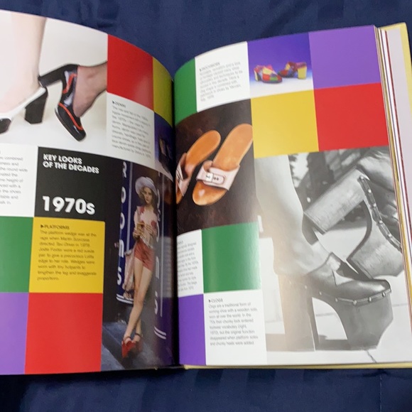 Book “Vintage Shoes” by Caroline Cox - Picture 6 of 11